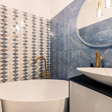 Srodmiescie - Location, Tram&park Nearby - By Rentujemy