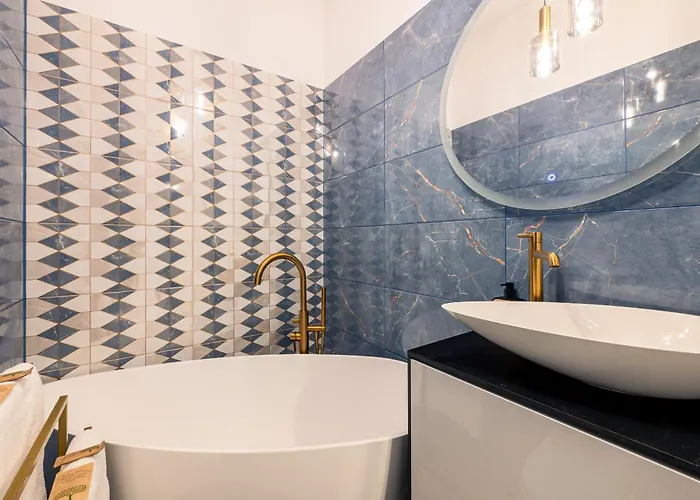 Srodmiescie - Location, Tram&park Nearby - By Rentujemy