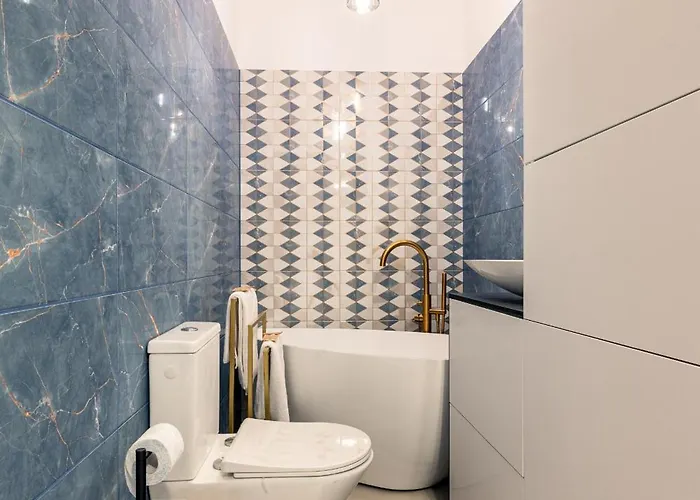 Srodmiescie - Location, Tram&park Nearby - By Rentujemy Lejlighed