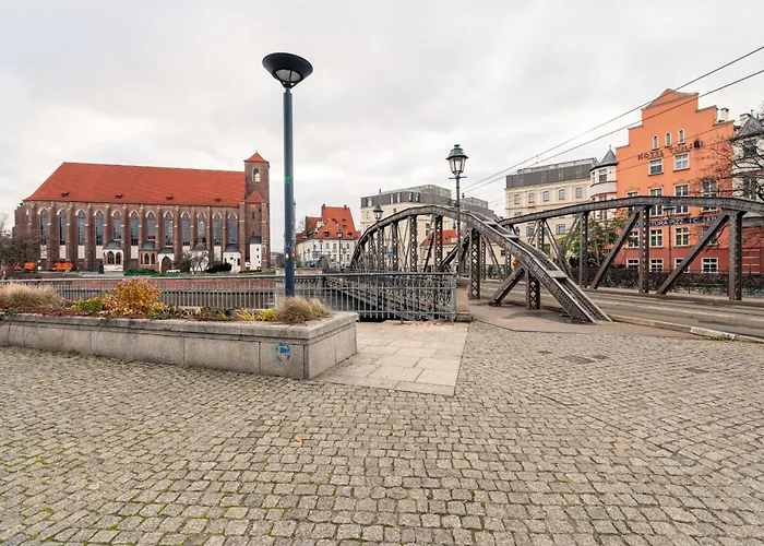 Lejlighed Srodmiescie - Location, Tram&park Nearby - By Rentujemy